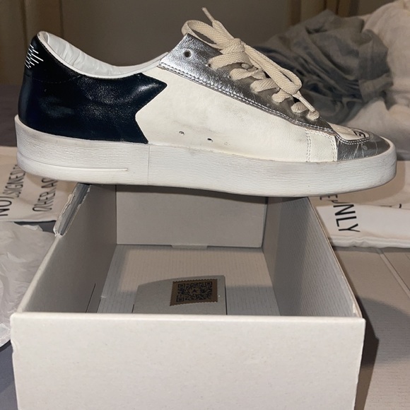 GOLDEN GOOSE SUPER STARS UNISEX NEW SIZE 43 US size 9-9.5 RARE - Picture 7 of 11